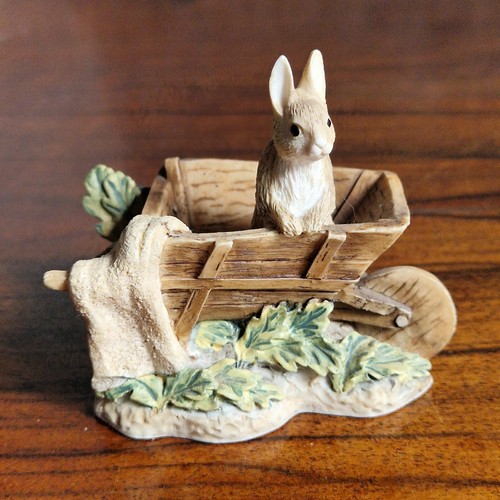 Border fine arts - arts, rabbit