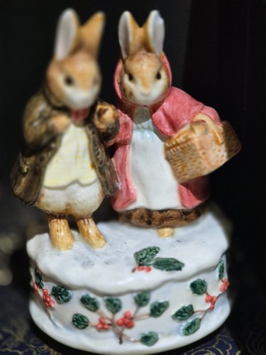 Vintage peter rabbit - rabbit, musical